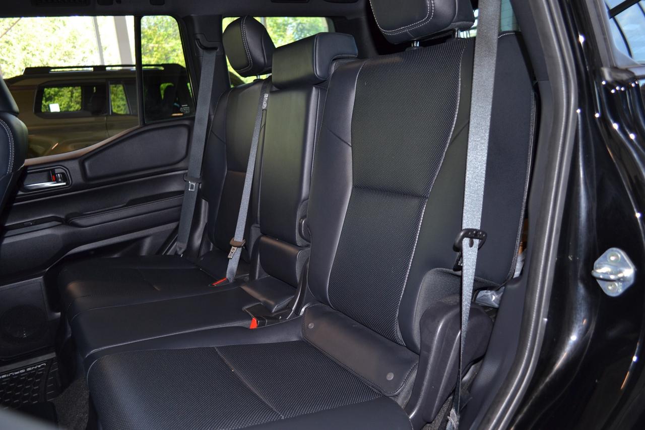 2024 Toyota Land Cruiser  Photo