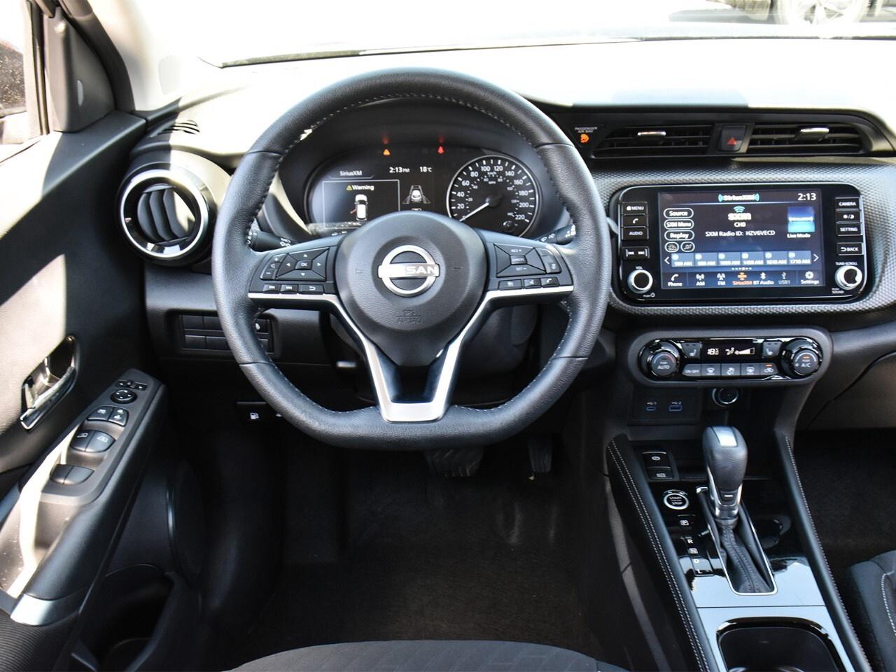 2024 Nissan Kicks REMOTE START, APPLE CARPLAY, BLIND SPOT ASSIST Photo