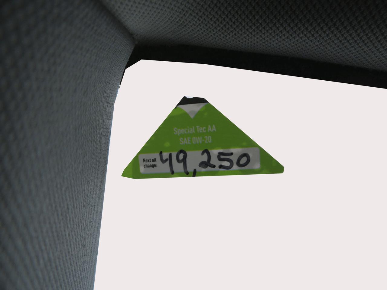 2024 Volkswagen Taos SE Photo