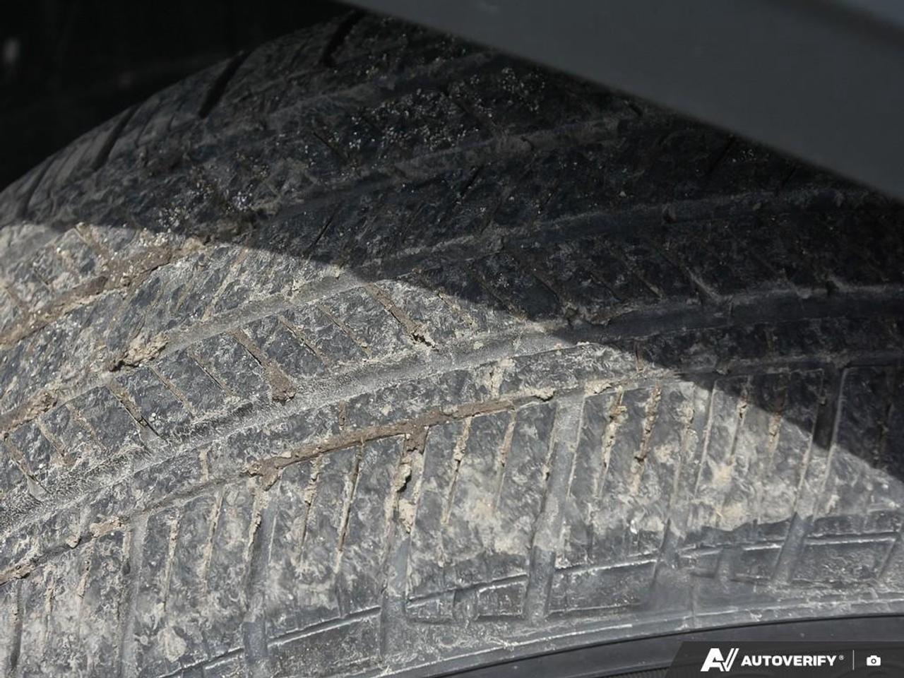 2024 Volkswagen Taos Trendline 4dr Front-Wheel Drive Photo