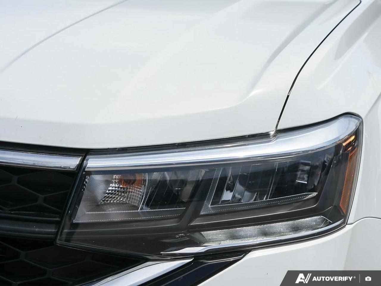 2024 Volkswagen Taos Trendline 4dr Front-Wheel Drive Photo