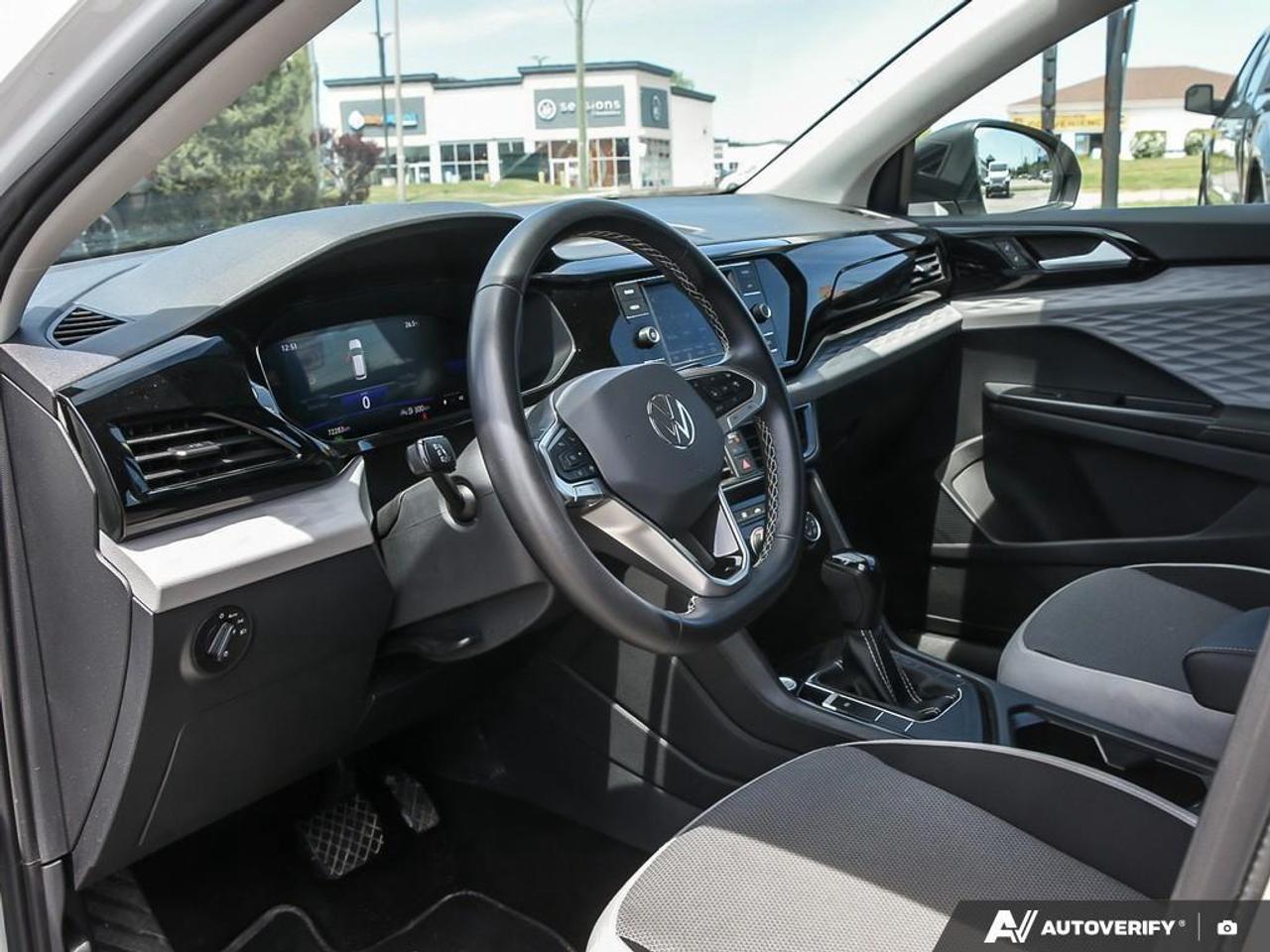 2024 Volkswagen Taos Trendline 4dr Front-Wheel Drive Photo