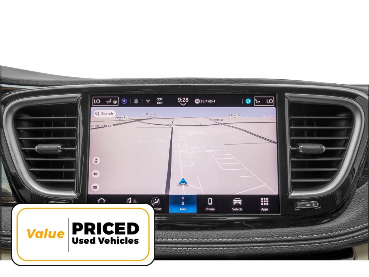 2024 Chrysler Pacifica Limited Front-Wheel Drive Passenger Van Photo