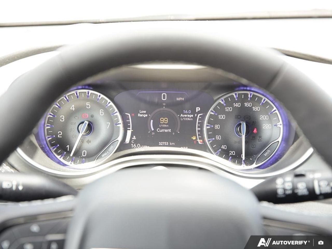 2024 Chrysler Pacifica Limited Front-Wheel Drive Passenger Van Photo