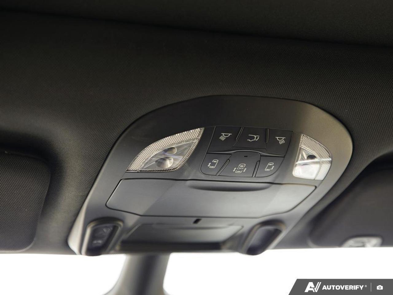 2024 Chrysler Pacifica Limited Front-Wheel Drive Passenger Van Photo