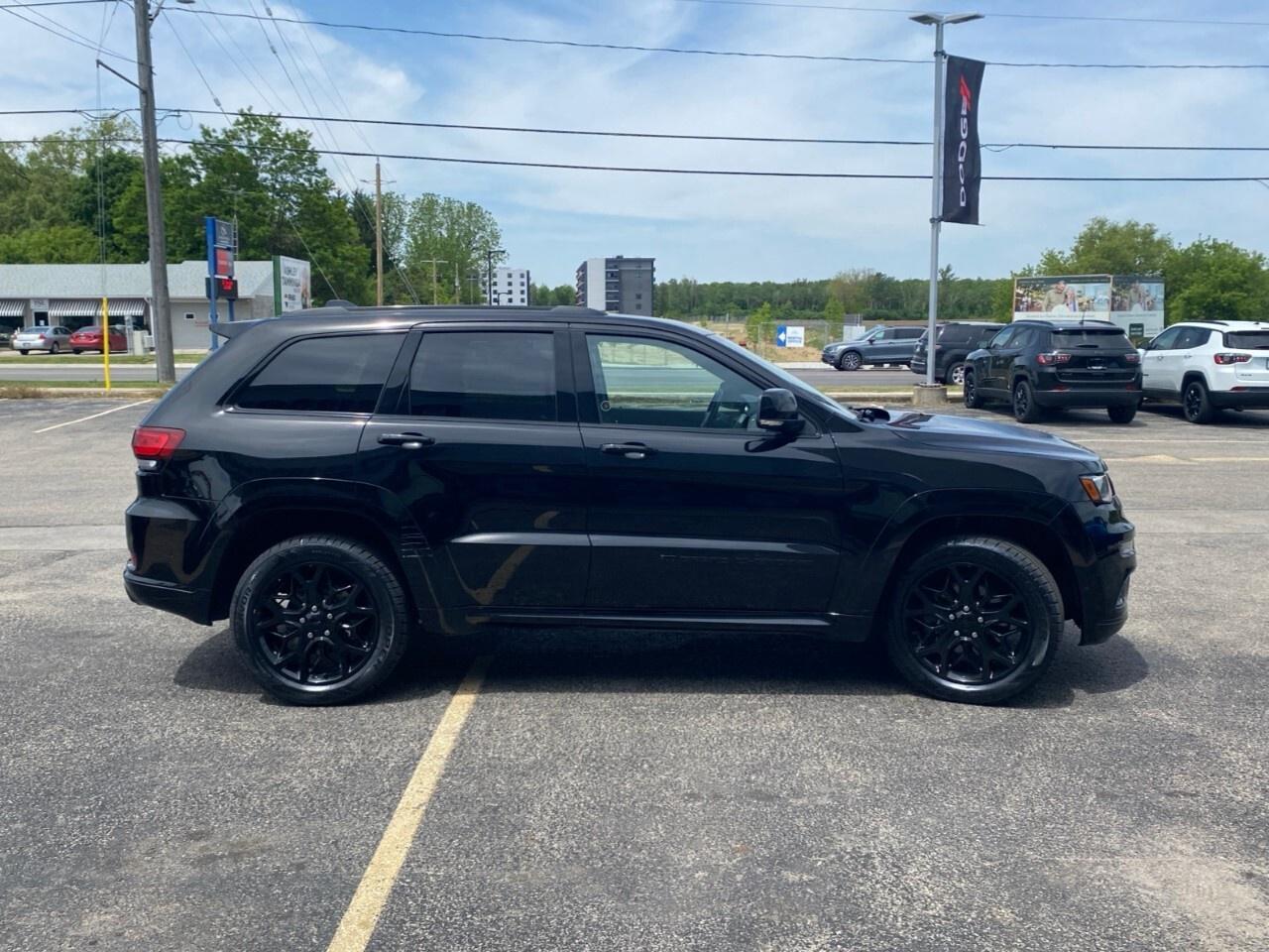 2022 Jeep Grand Cherokee WK Limited X 4x4 Photo