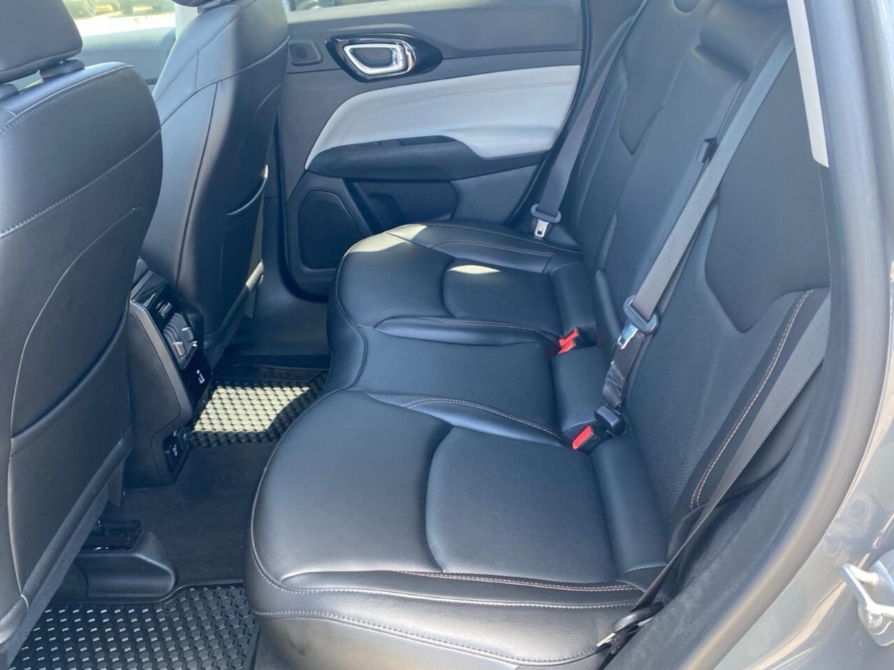 2022 Jeep Compass Limited 4X4 Photo