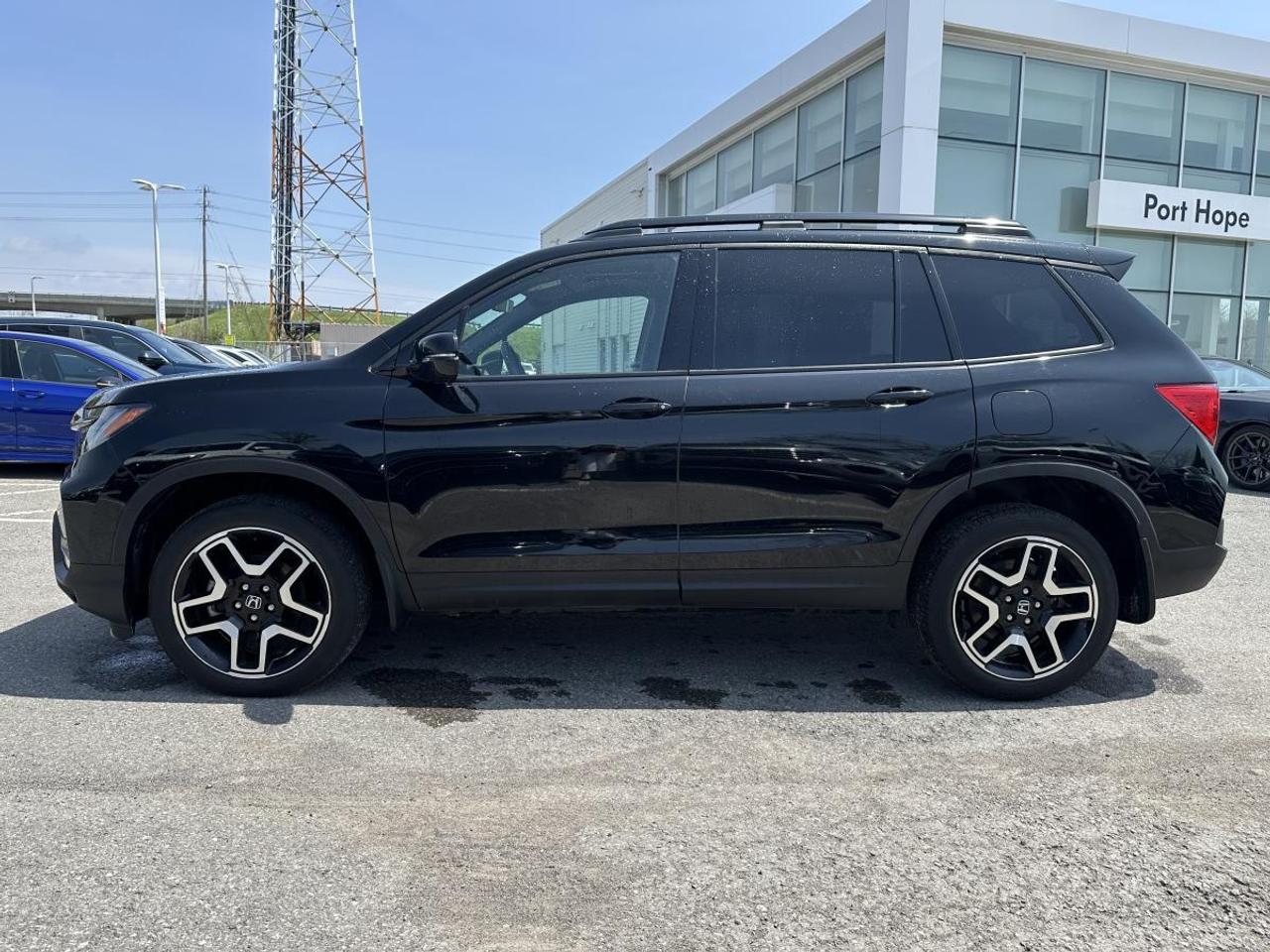 2023 Honda Passport Touring AWD - Clean CarFax! Photo