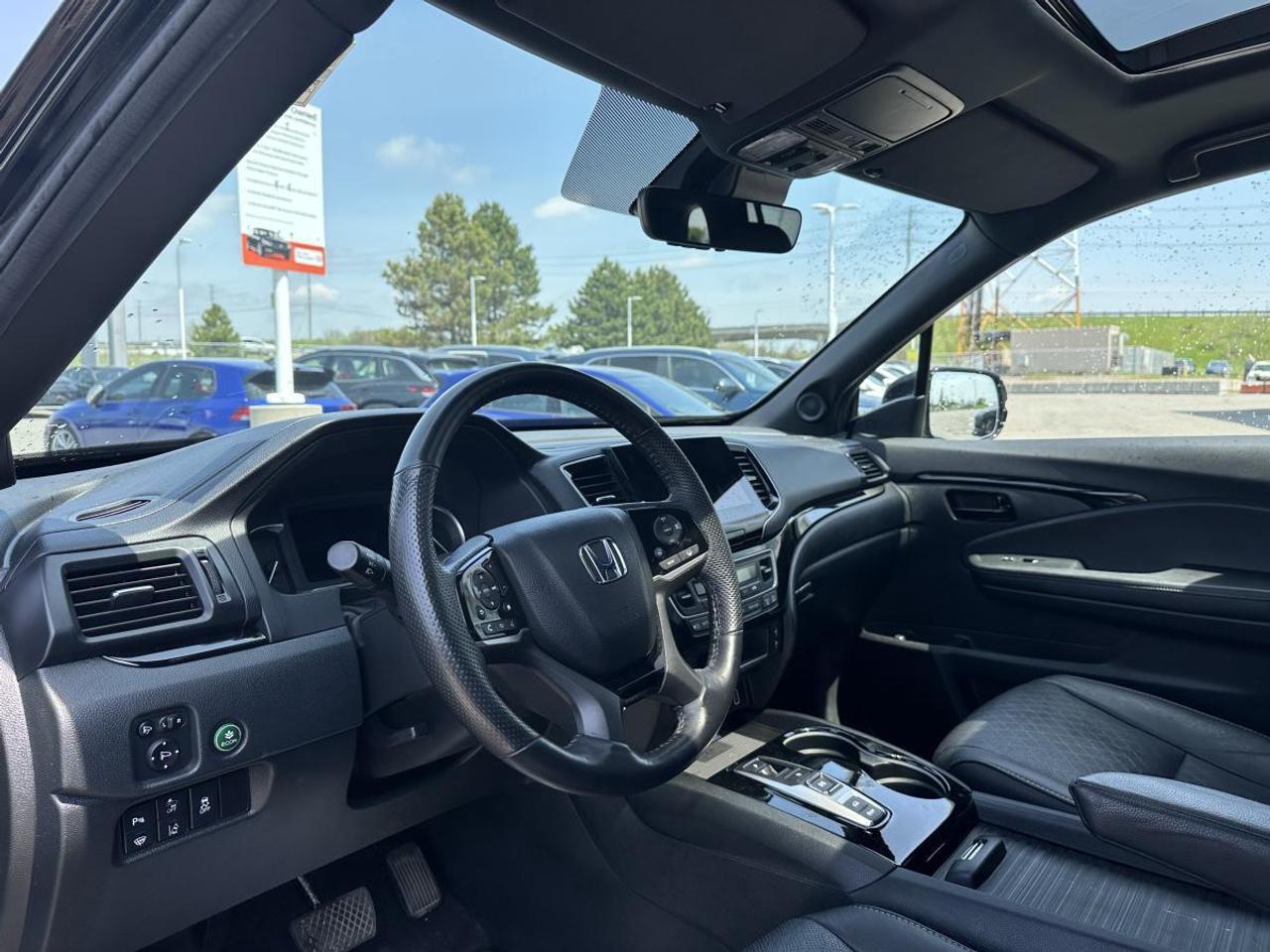 2023 Honda Passport Touring AWD - Clean CarFax! Photo