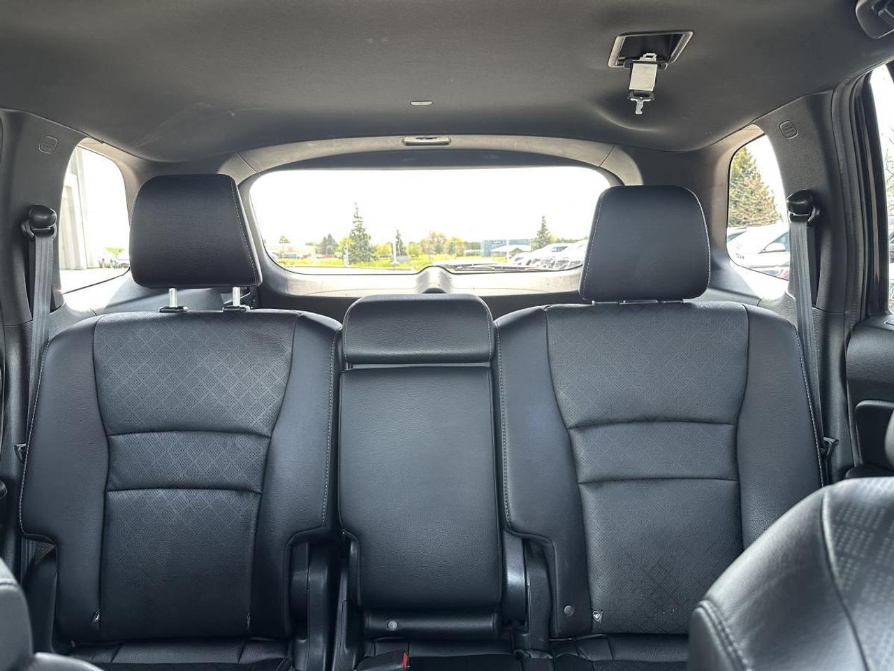 2023 Honda Passport Touring AWD - Clean CarFax! Photo