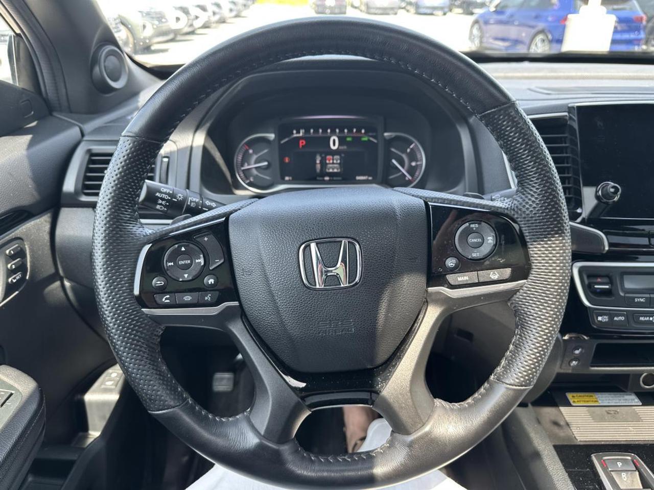 2023 Honda Passport Touring AWD - Clean CarFax! Photo
