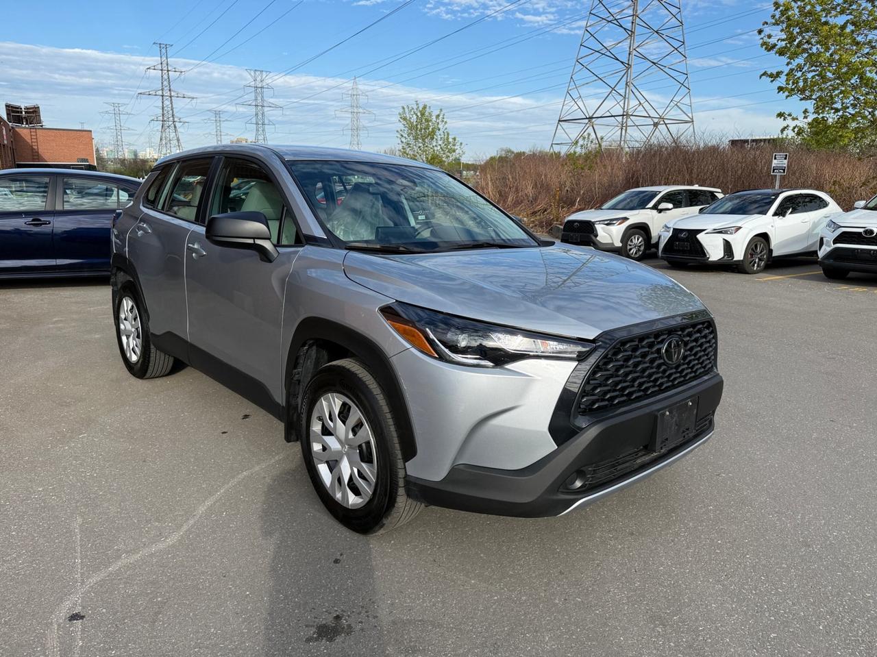 2024 Toyota Corolla Cross L FWD, ONE OWNER, NO ACCIDENT Photo