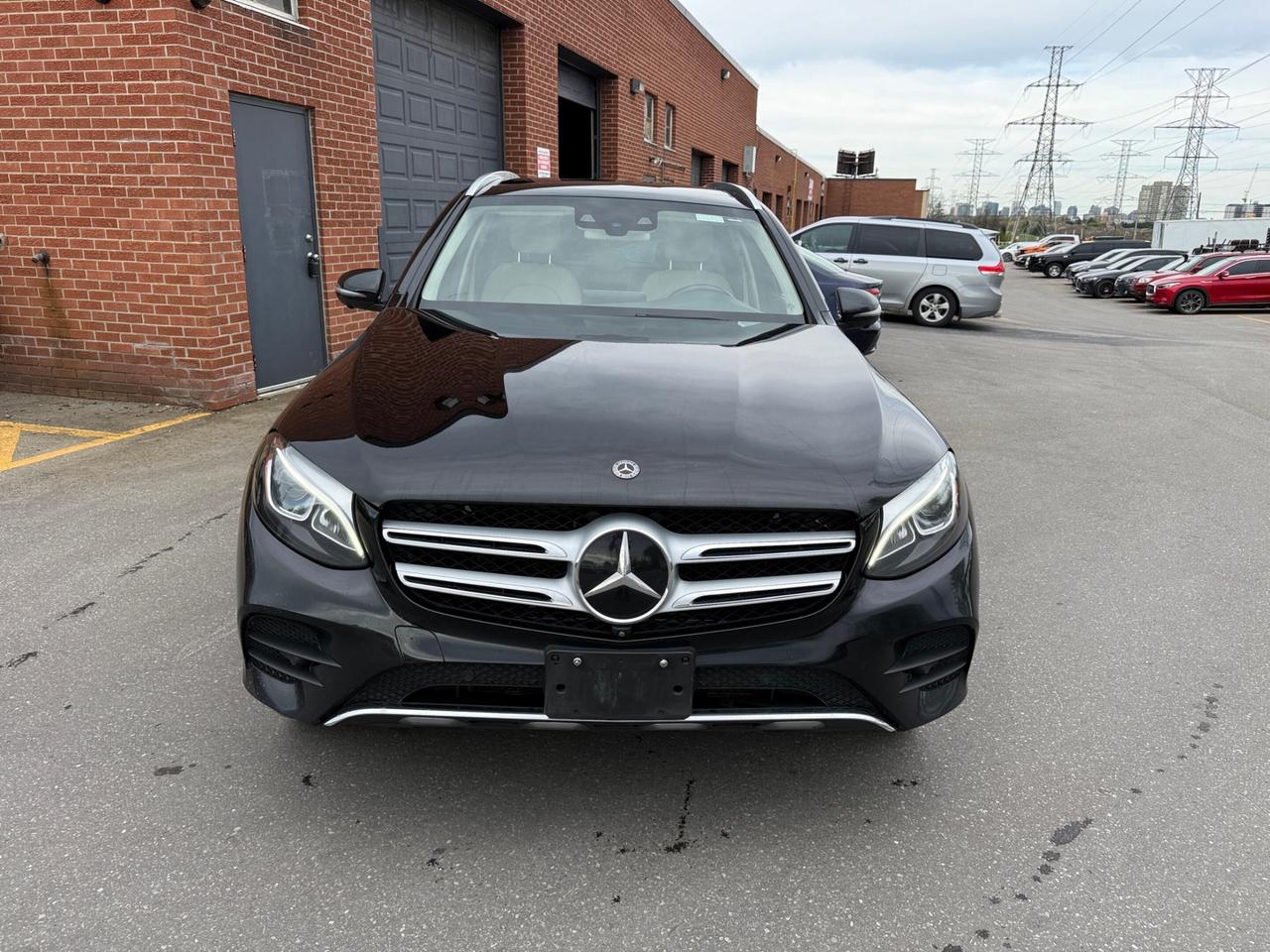 2019 Mercedes-Benz GLC-Class GLC 300 4MATIC SUV, DISTRONIC + WITH PILOT STEERIN Photo