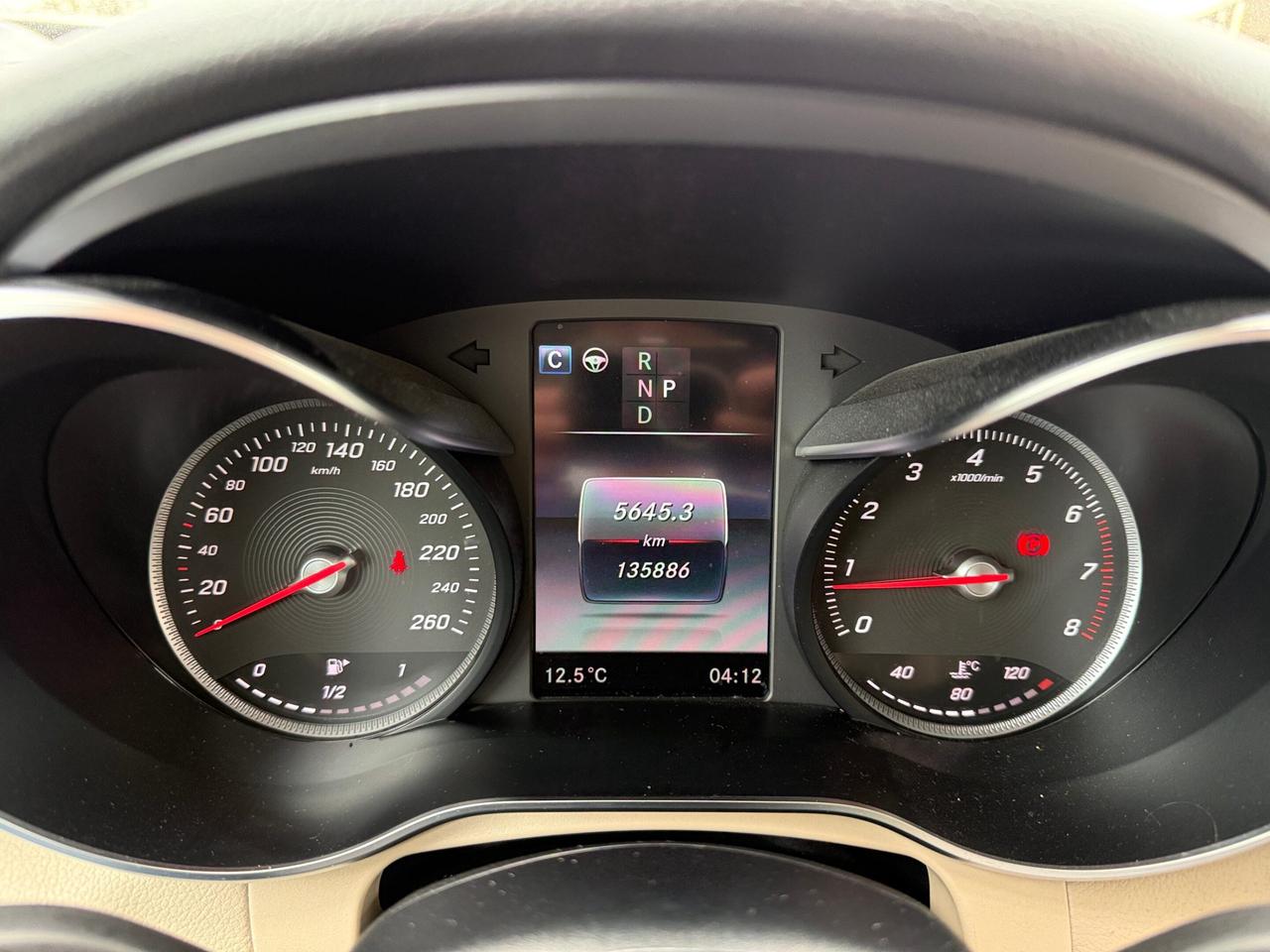 2019 Mercedes-Benz GLC-Class GLC 300 4MATIC SUV, DISTRONIC + WITH PILOT STEERIN Photo