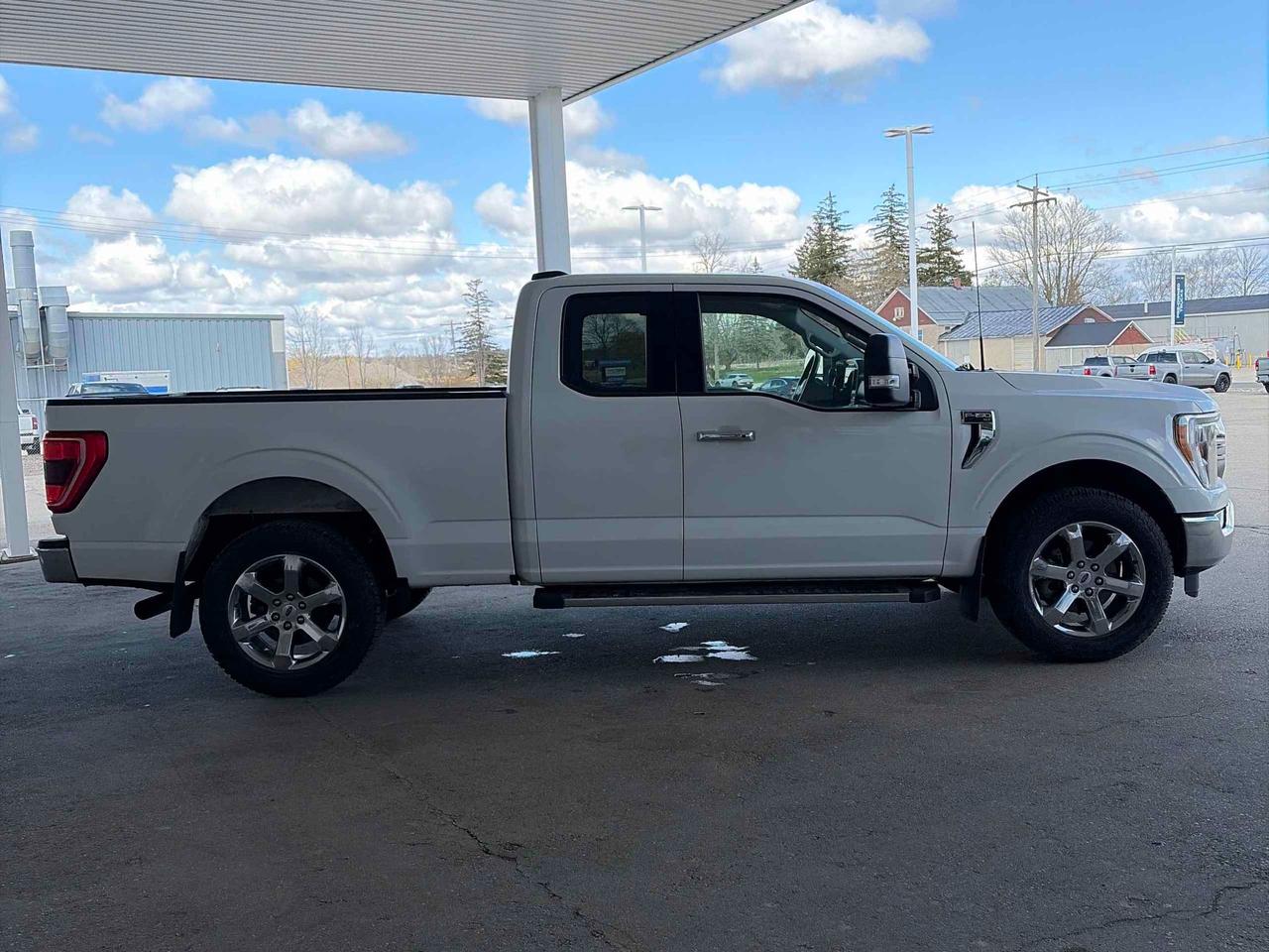 2021 Ford F-150 XLT 4WD SuperCab Box - BACK-UP CAM! BSM! CAR PLAY! Photo
