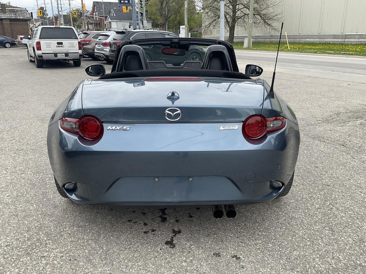 2016 Mazda MX-5 GT - LEATHER! NAV! BSM! 6 SPEED MT! Photo
