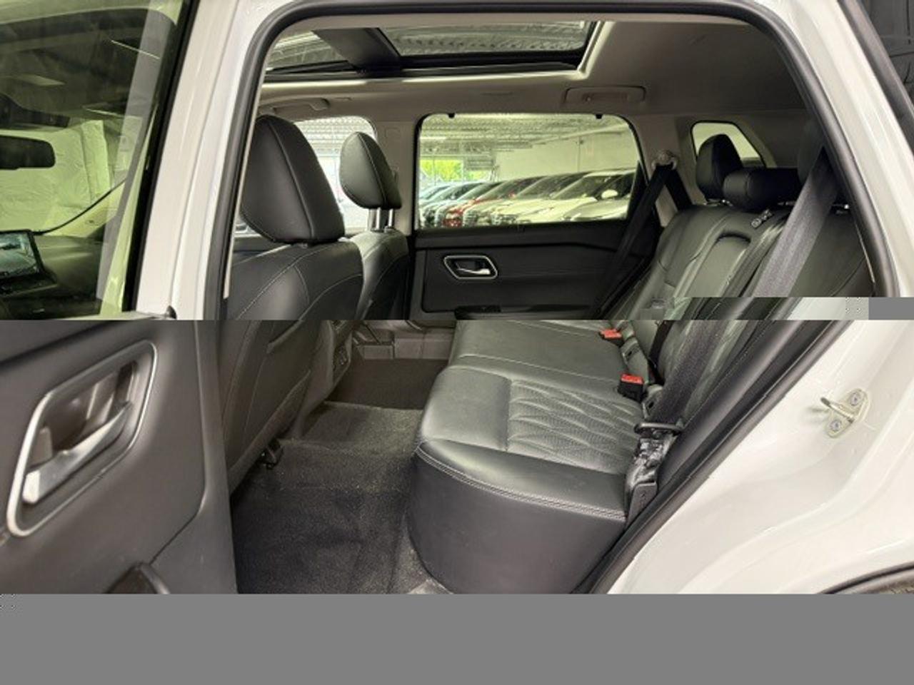 2025 Nissan Rogue Platinum 4dr All-Wheel Drive Sport Utility Photo