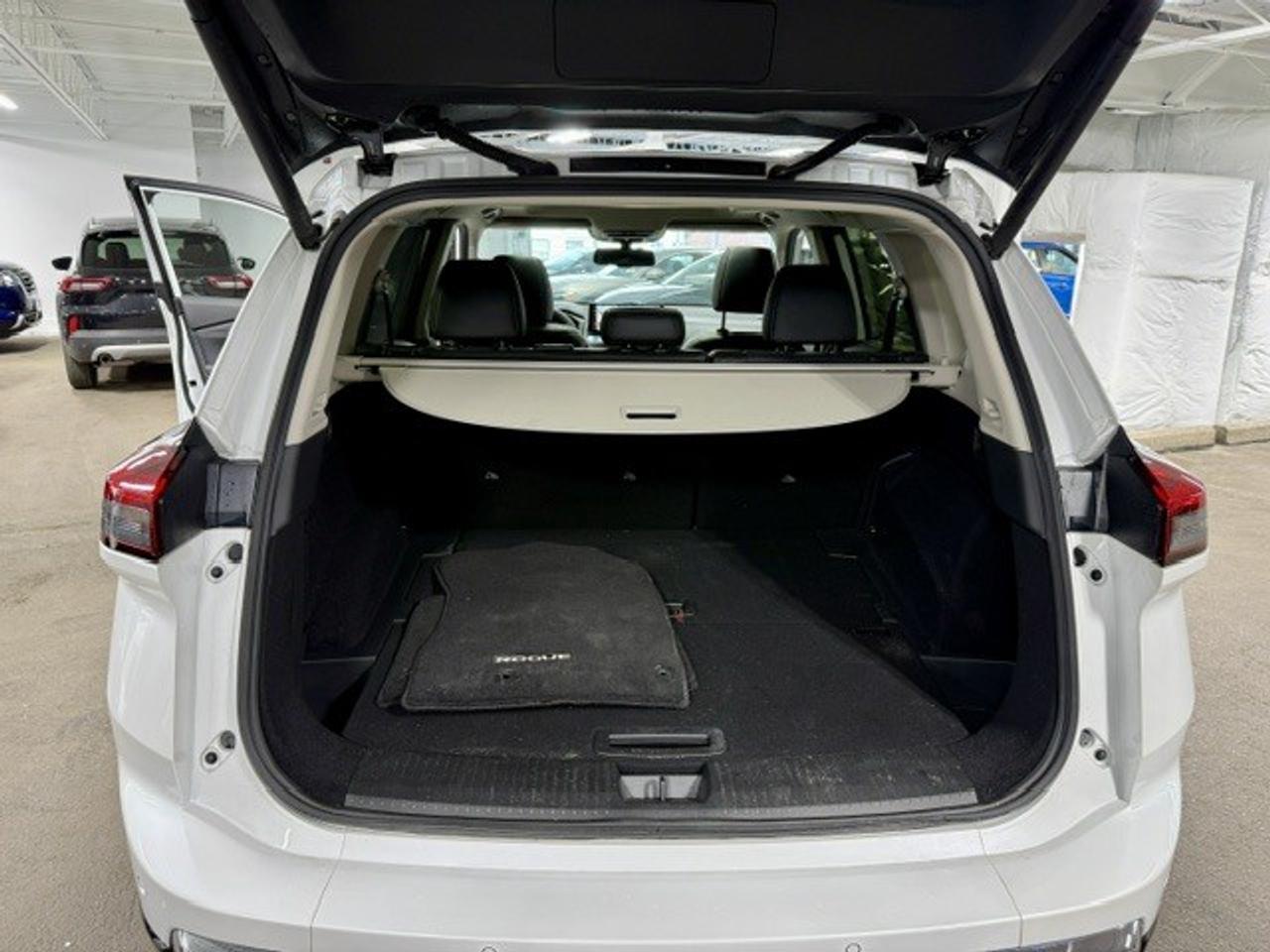 2025 Nissan Rogue PLATINUM, HUD, DIGITAL DASH, BOSE, PRO-PILOT, XM Photo