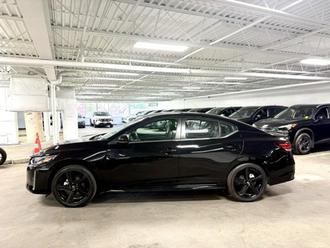 2025 Nissan Sentra SR 4dr Sedan Photo