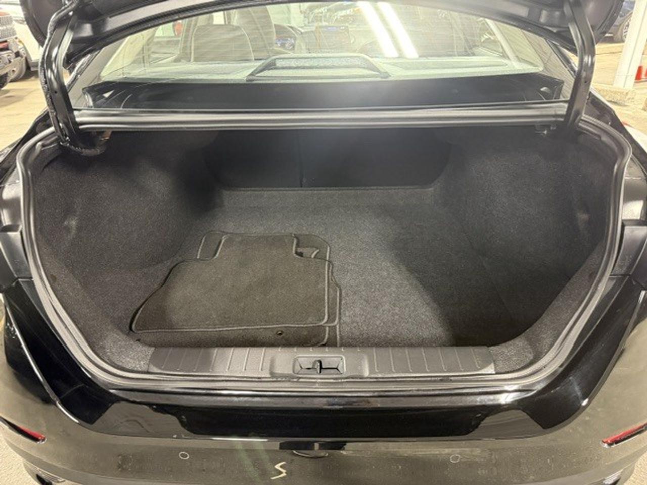 2025 Nissan Sentra SR 4dr Sedan Photo