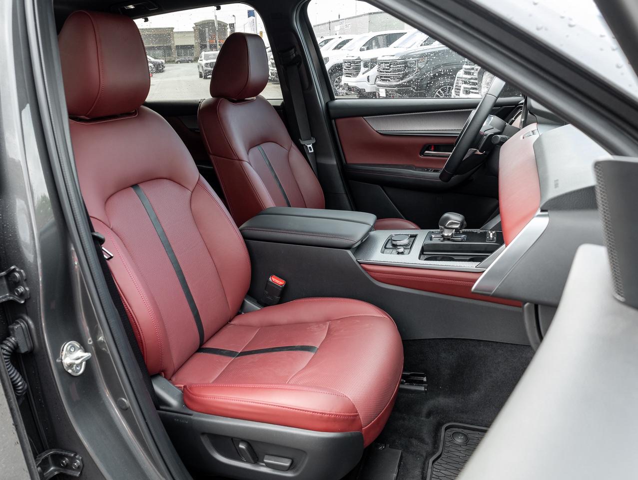 2025 Mazda CX-70 PHEV GT AWD   Plug in Hybrid   One Owner Photo