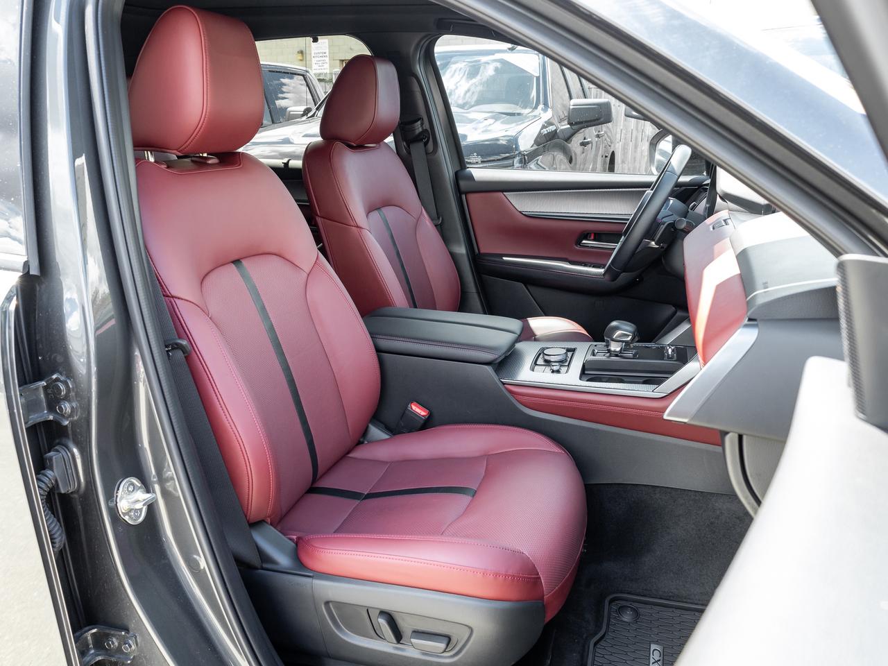 2025 Mazda CX-70 PHEV GT AWD   Plug in Hybrid   One Owner Photo