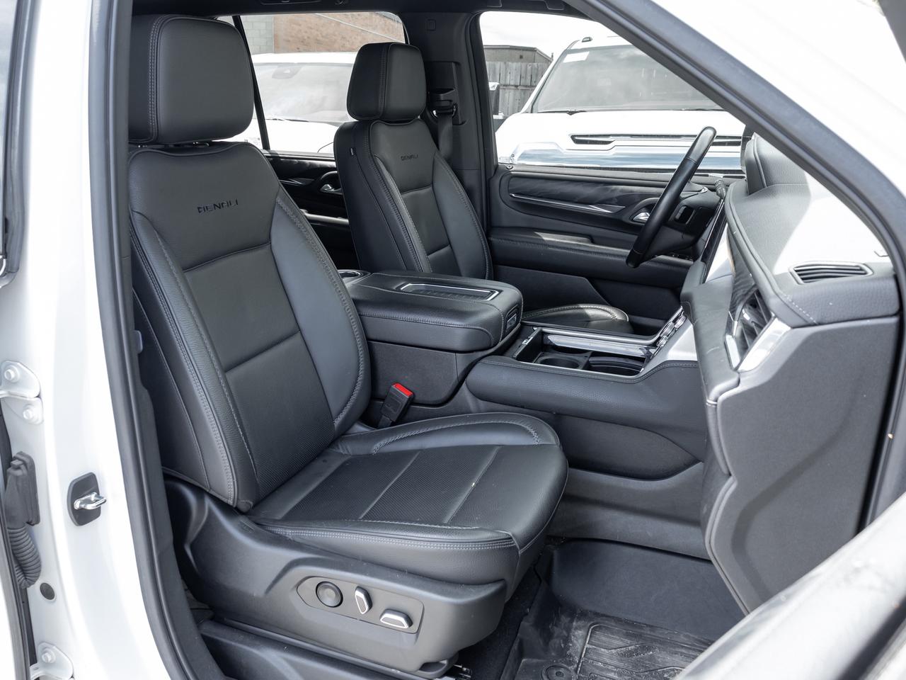 2022 GMC Yukon DENALI   Diesel   Roof   Heads up display Photo