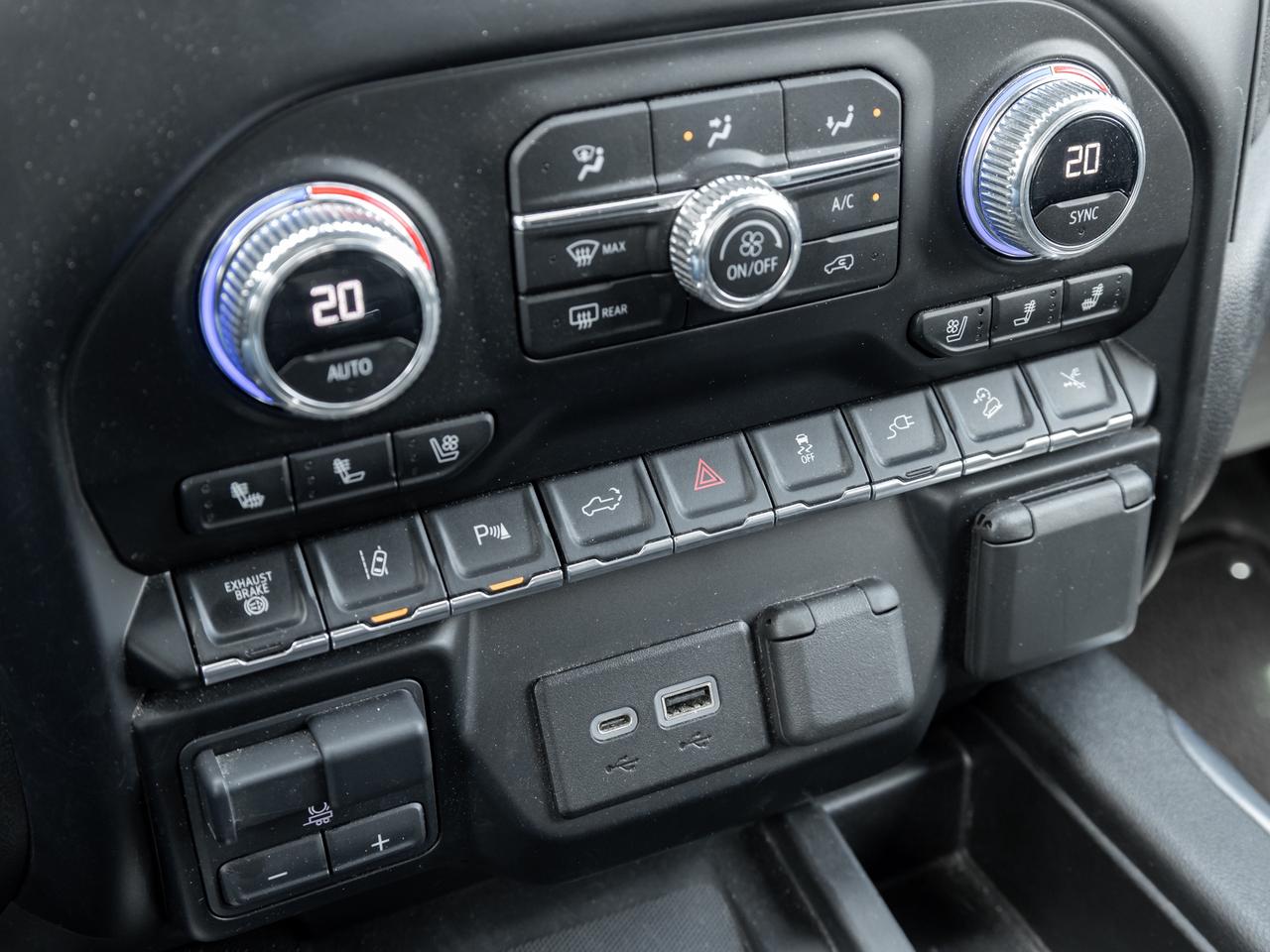 2023 GMC SIERRA 2500HD Diesel   Denali Ultimate   Black Diamond   X31 Photo