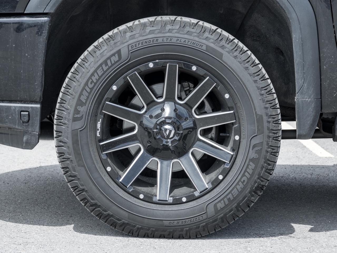 2023 GMC SIERRA 2500HD Diesel   Denali Ultimate   Black Diamond   X31 Photo