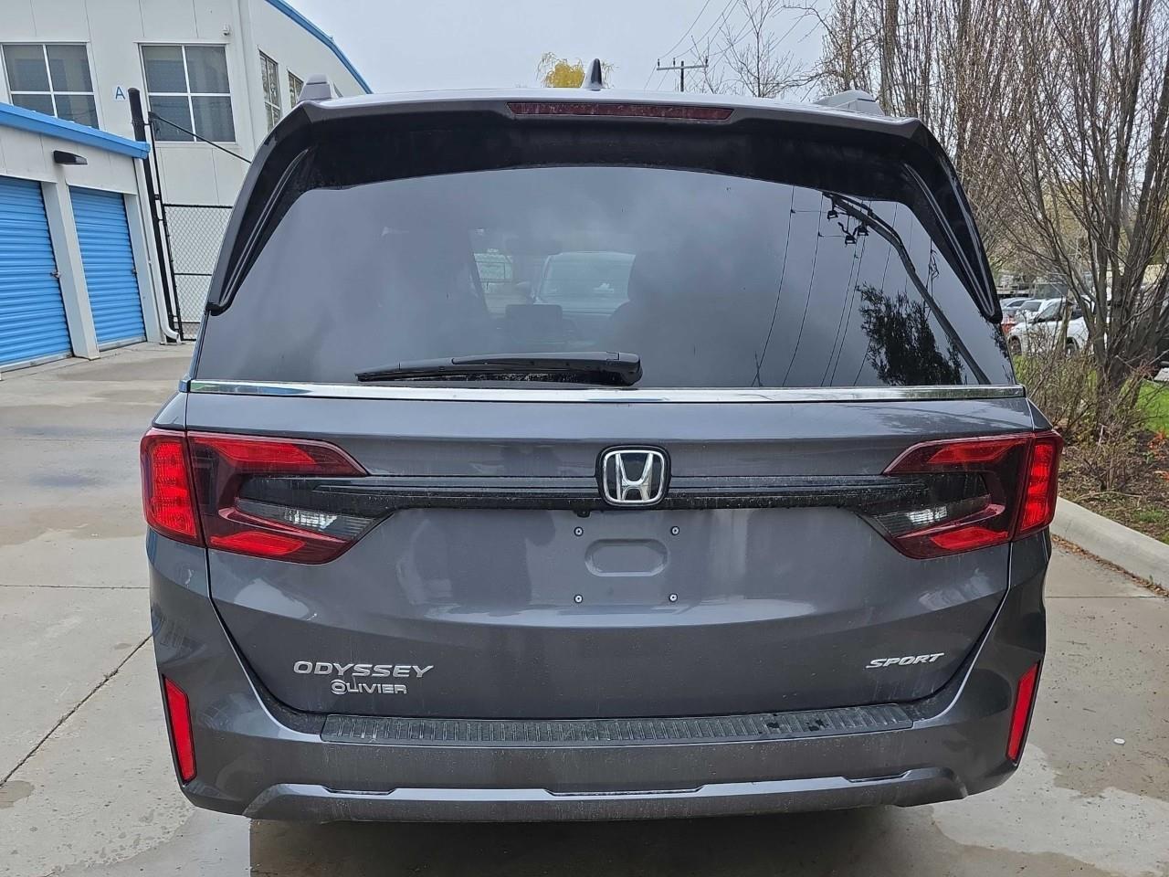 2025 Honda Odyssey Sport-L Passenger Van Photo