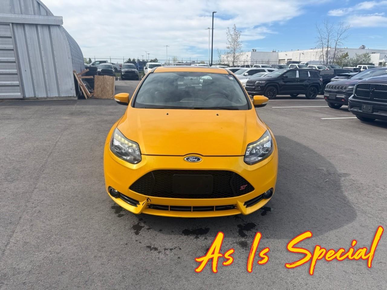 2013 Ford Focus ST Base 4dr Hatchback Photo