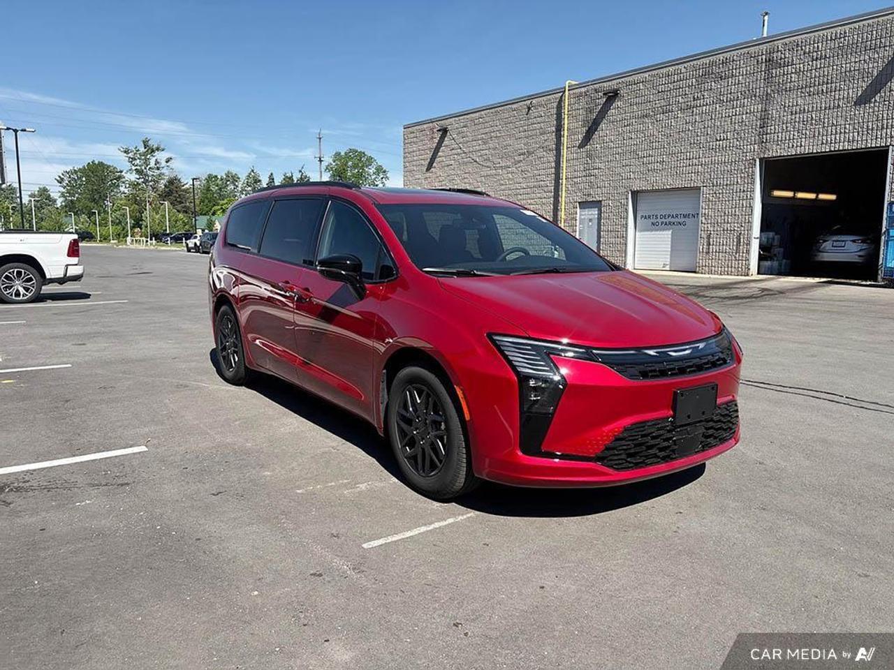 2027 Chrysler Pacifica Select Front-Wheel Drive Passenger Van Photo