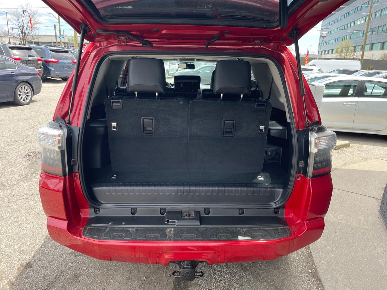 2016 Toyota 4Runner 4WD 4dr V6 SR5 7 seater Photo3