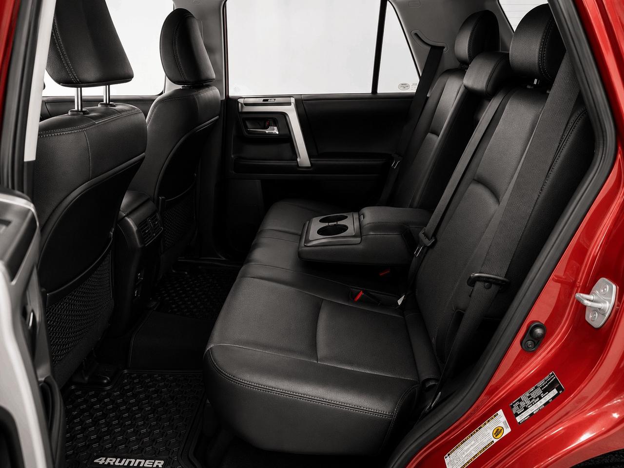 2016 Toyota 4Runner 4WD 4dr V6 SR5 7 seater Photo