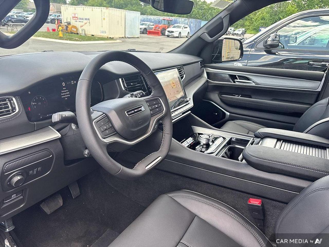 2026 Jeep Grand Wagoneer Limited 4dr 4x4 Photo