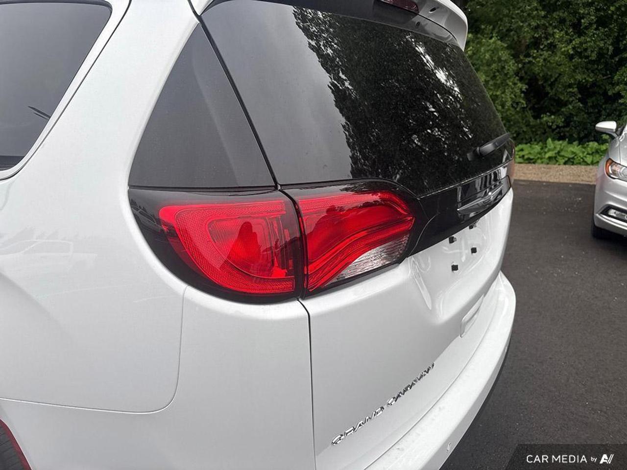 2027 Chrysler Grand Caravan SXT Front-Wheel Drive Passenger Van Photo
