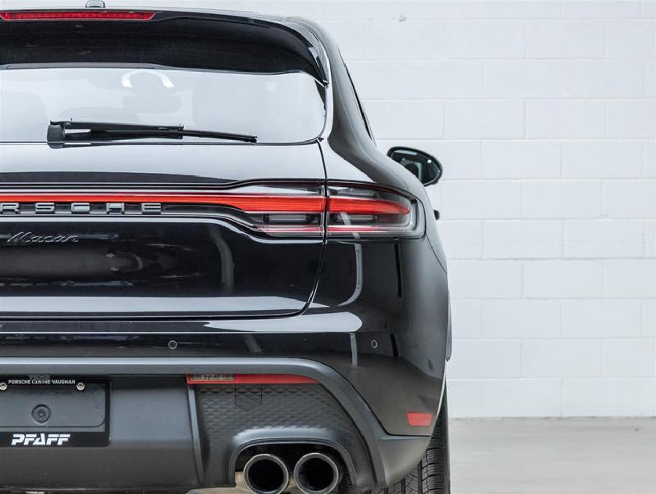 2025 Porsche Macan  Photo