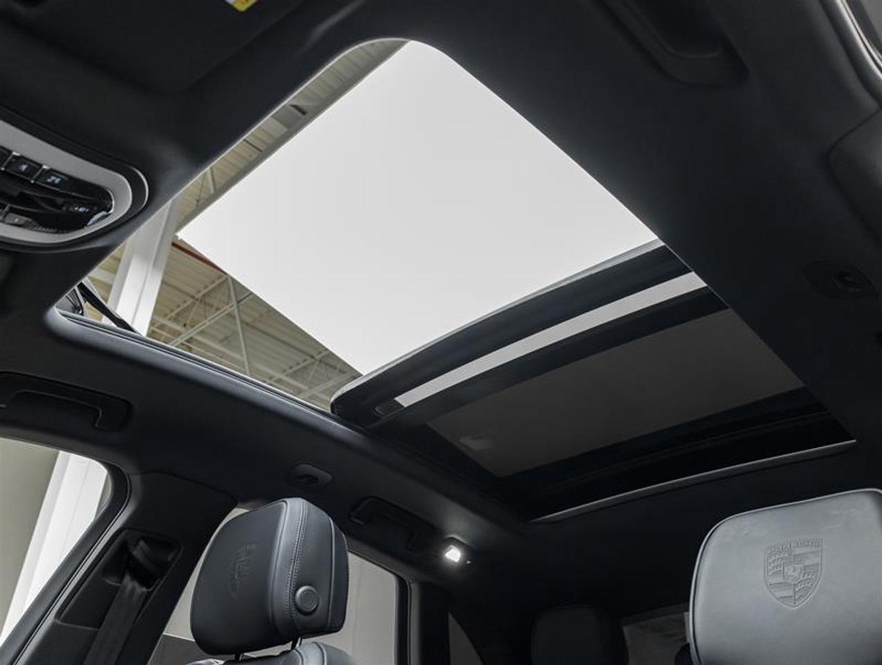 2025 Porsche Macan  Photo