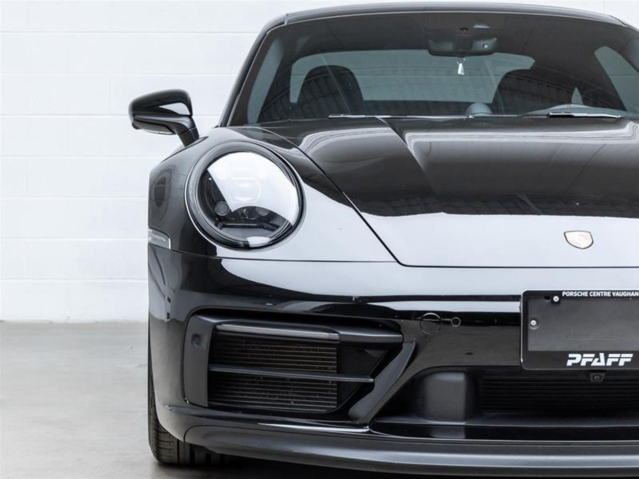 2024 Porsche 911  Photo2