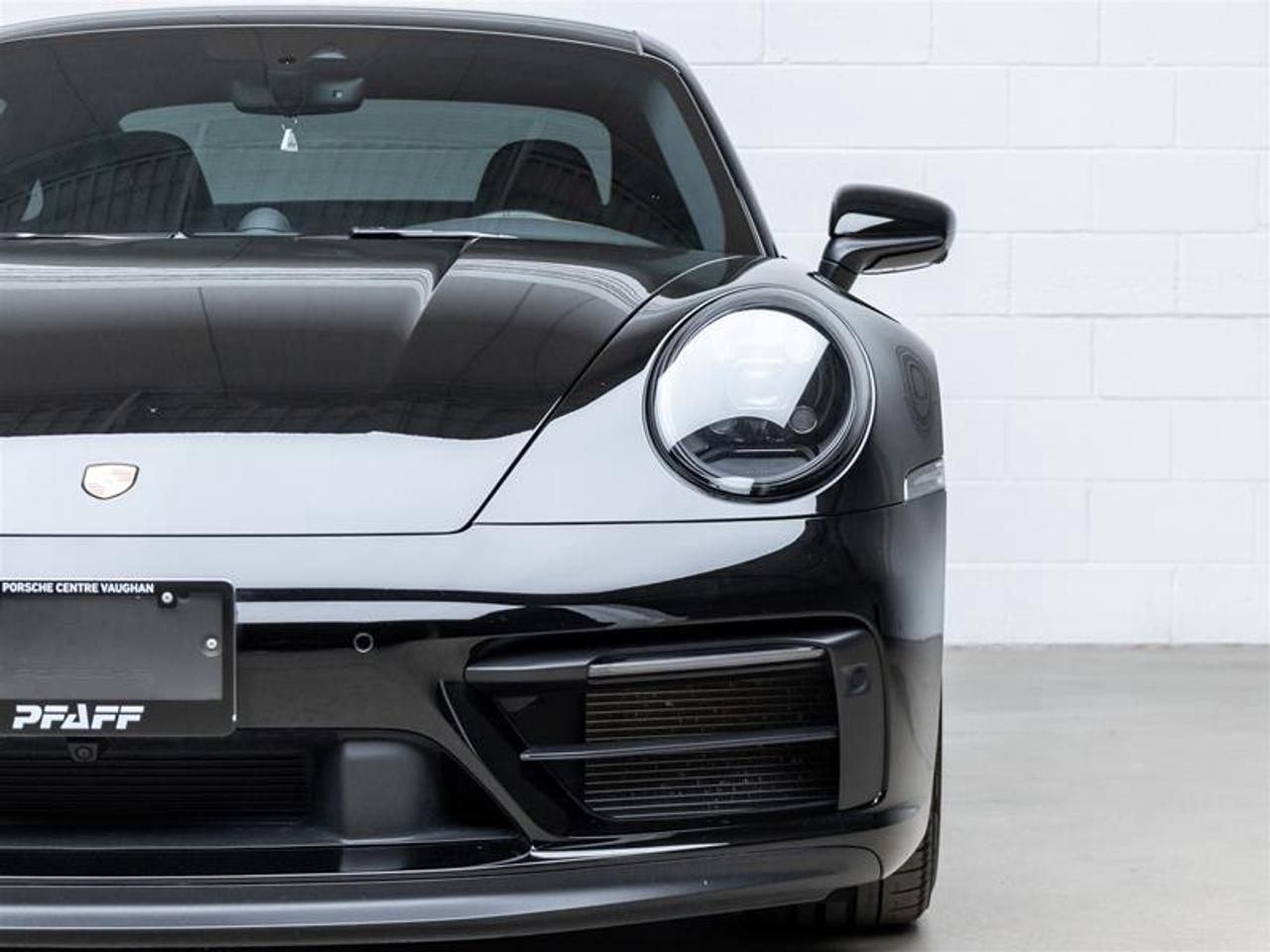 2024 Porsche 911  Photo