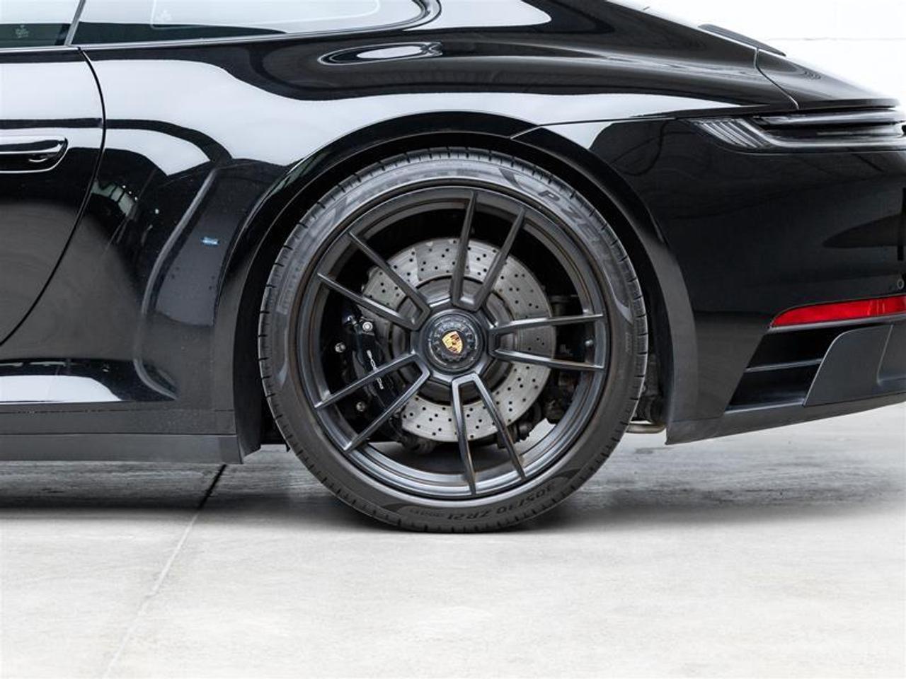 2024 Porsche 911  Photo
