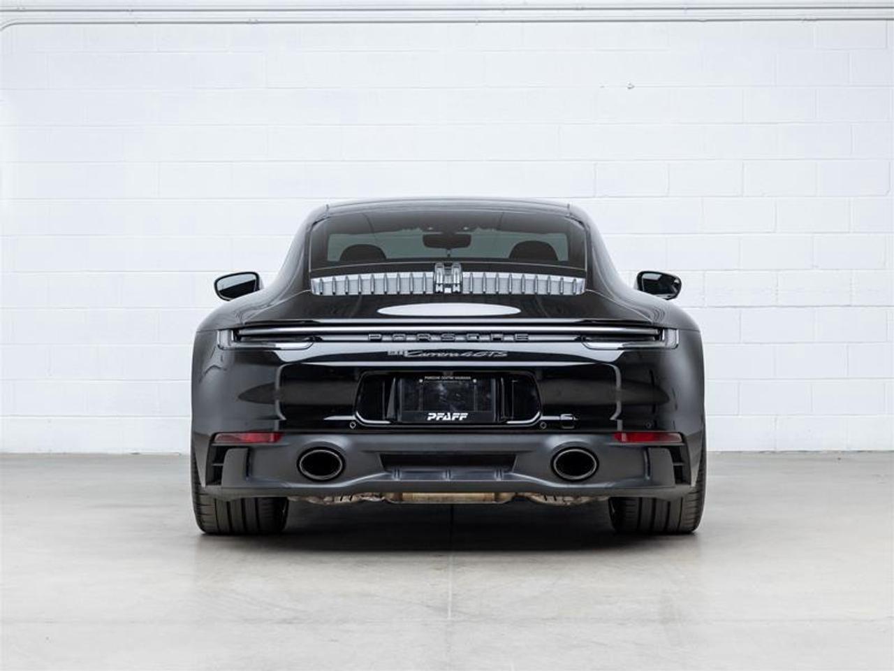 2024 Porsche 911  Photo