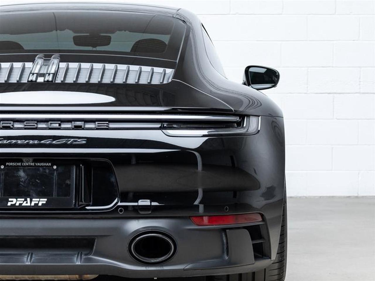 2024 Porsche 911  Photo