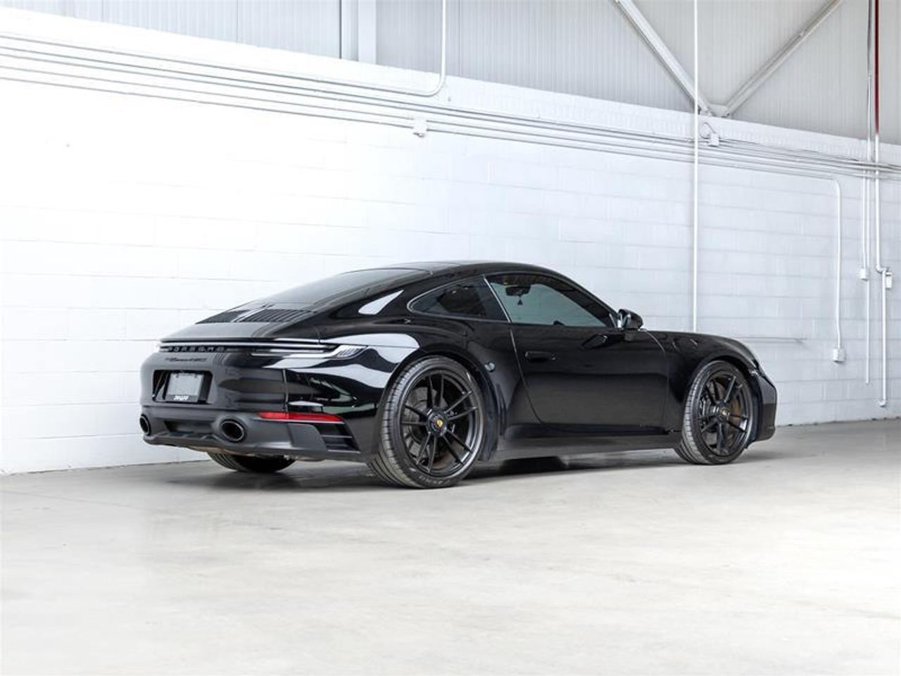 2024 Porsche 911  Photo