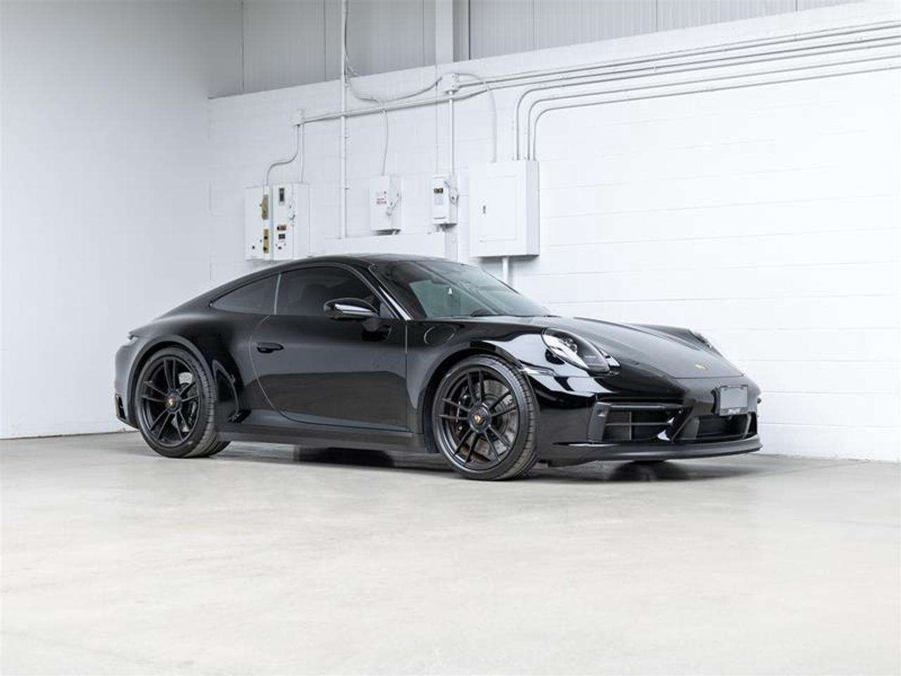 2024 Porsche 911  Photo