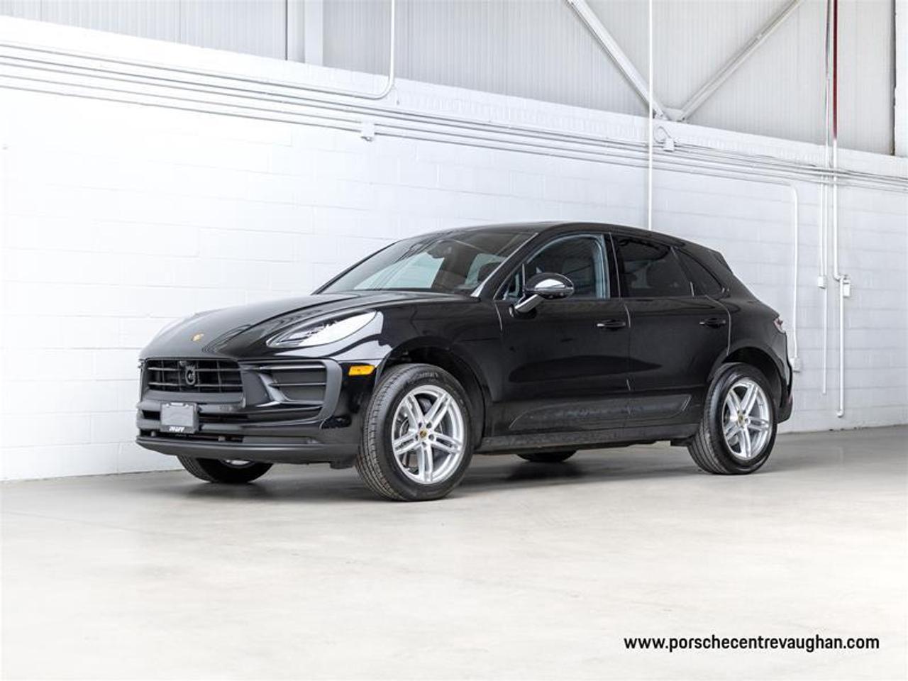2024 Porsche Macan  Photo