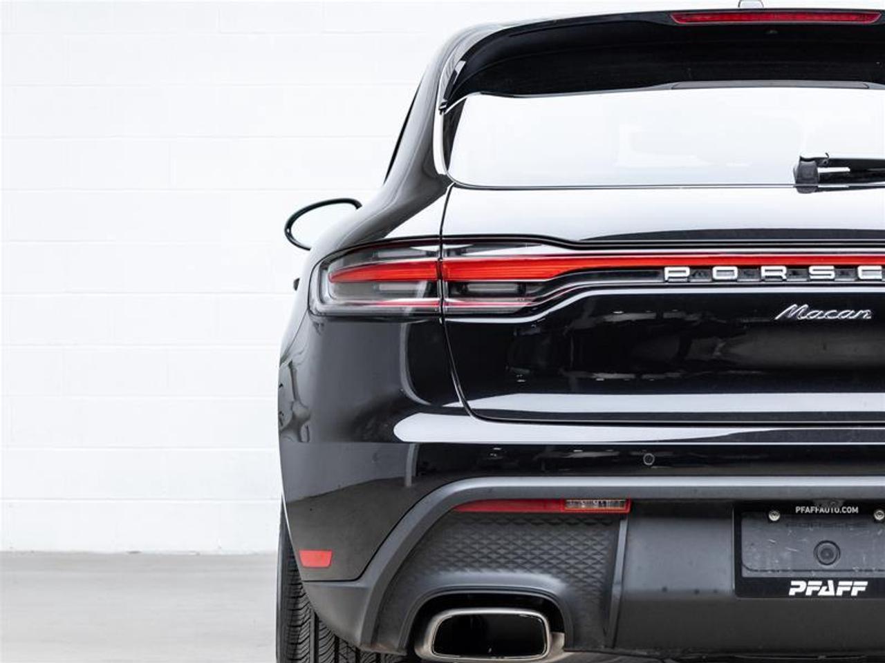 2024 Porsche Macan  Photo