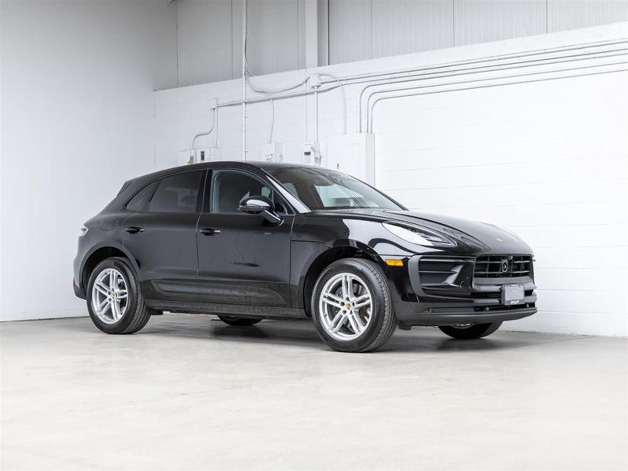 2024 Porsche Macan  Photo