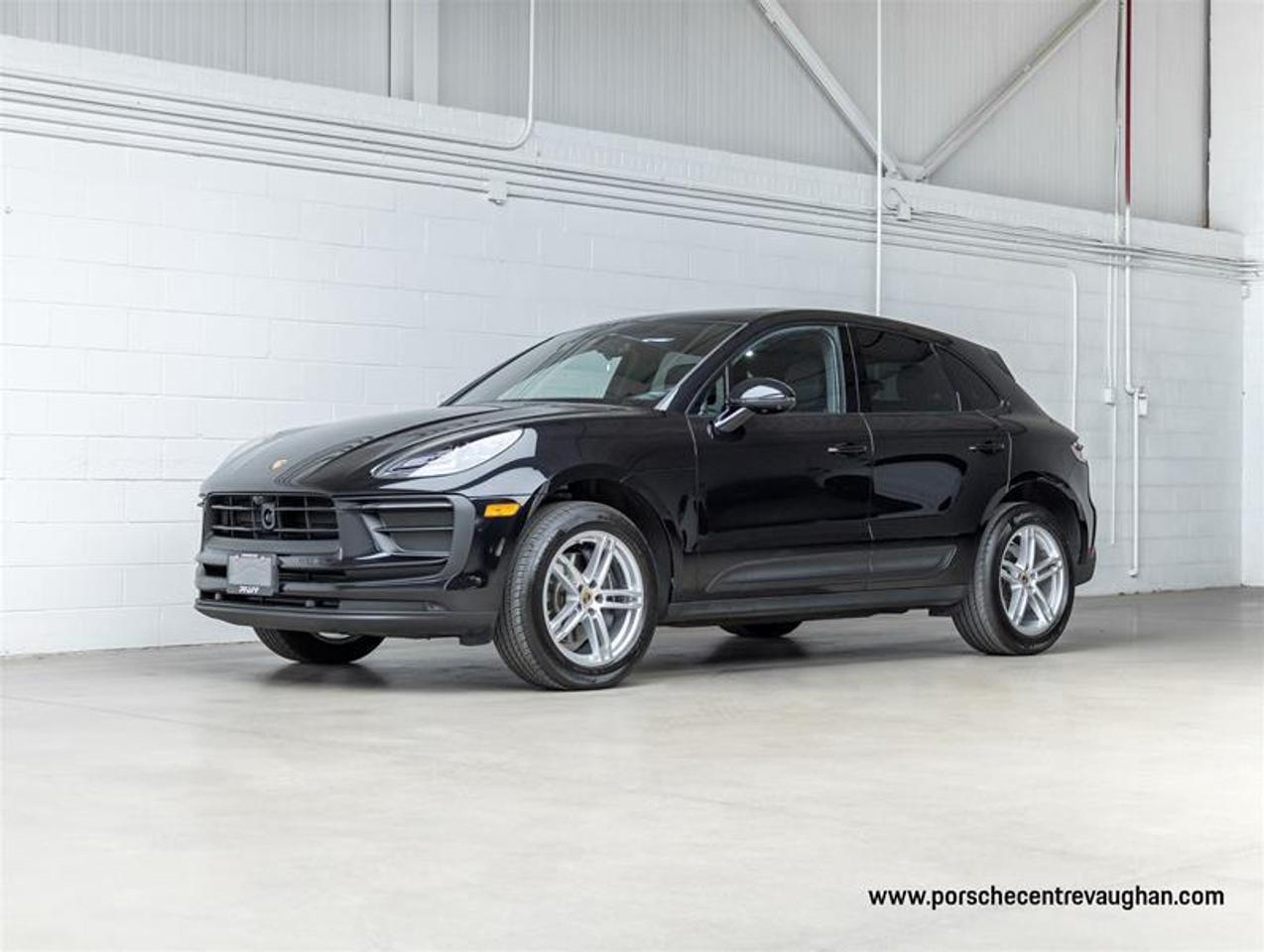 2024 Porsche Macan  Photo