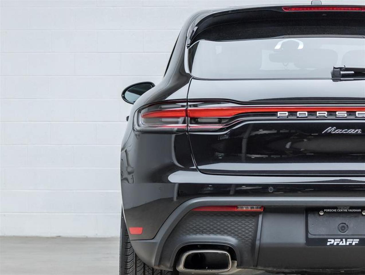 2024 Porsche Macan  Photo